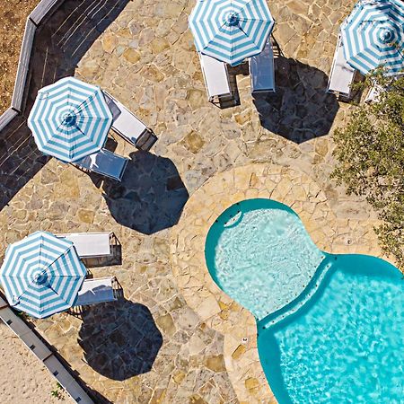 The Claire Hotel Canyon Lake Esterno foto