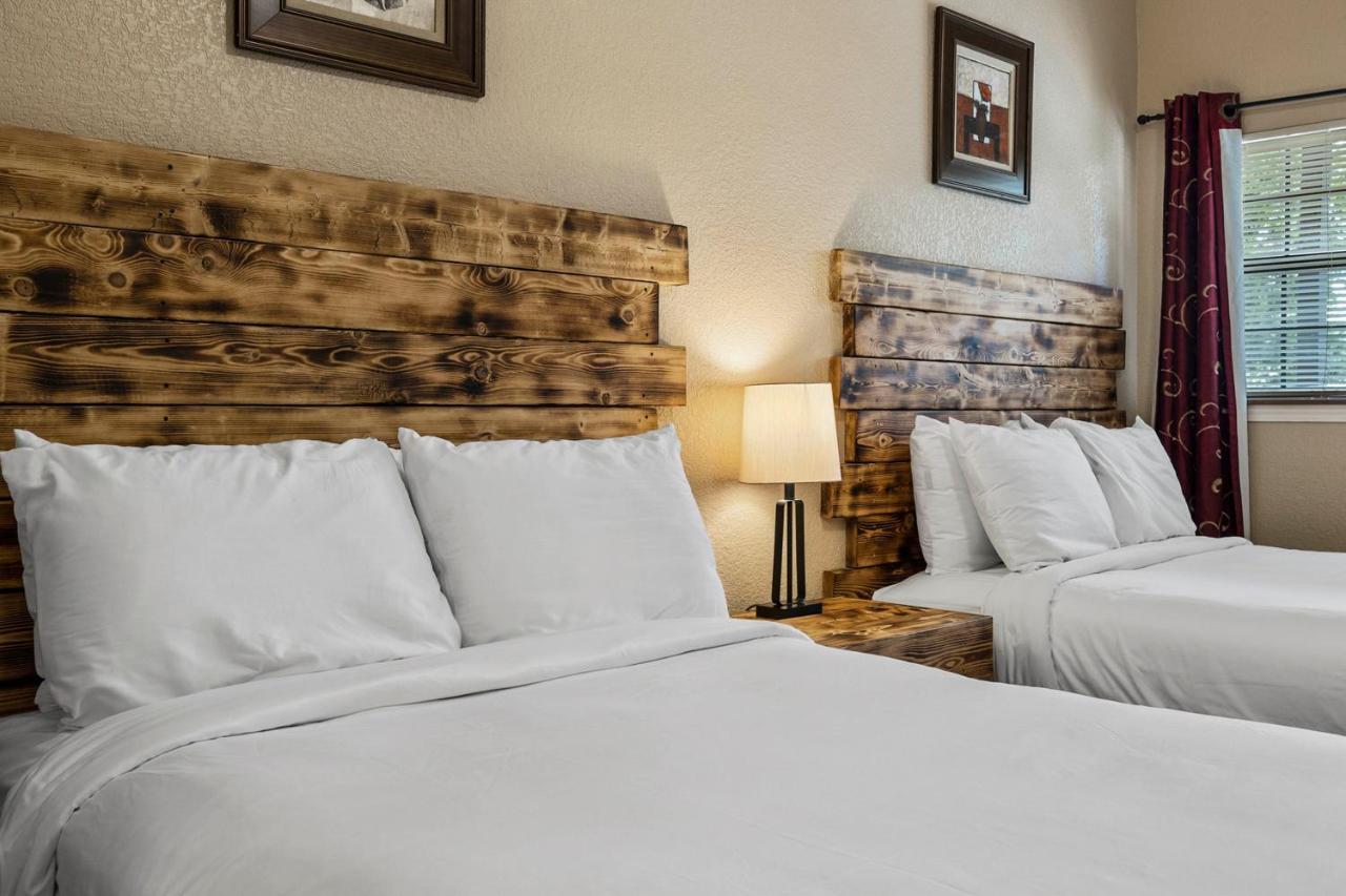 The Claire Hotel Canyon Lake Esterno foto