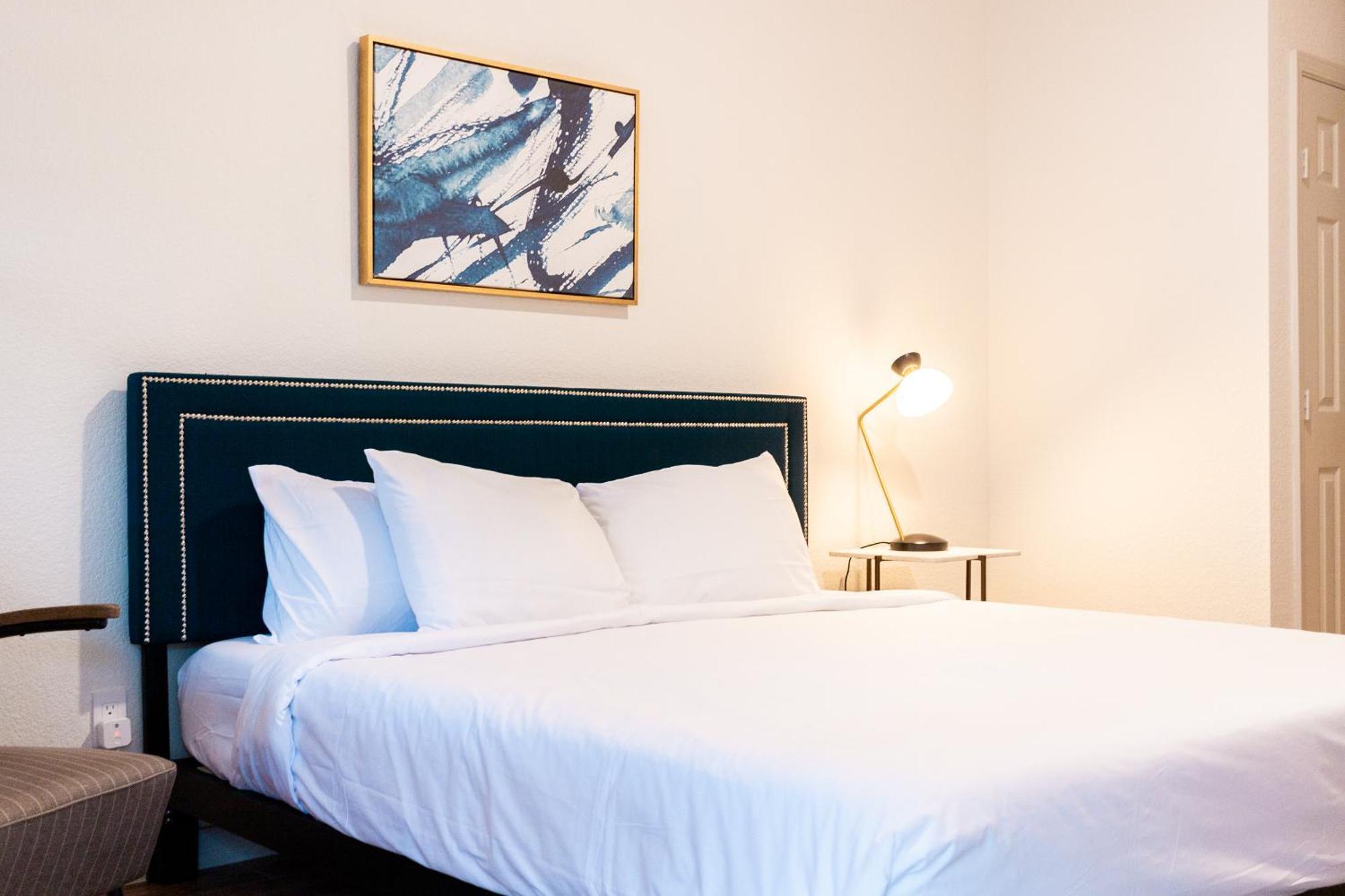 The Claire Hotel Canyon Lake Esterno foto